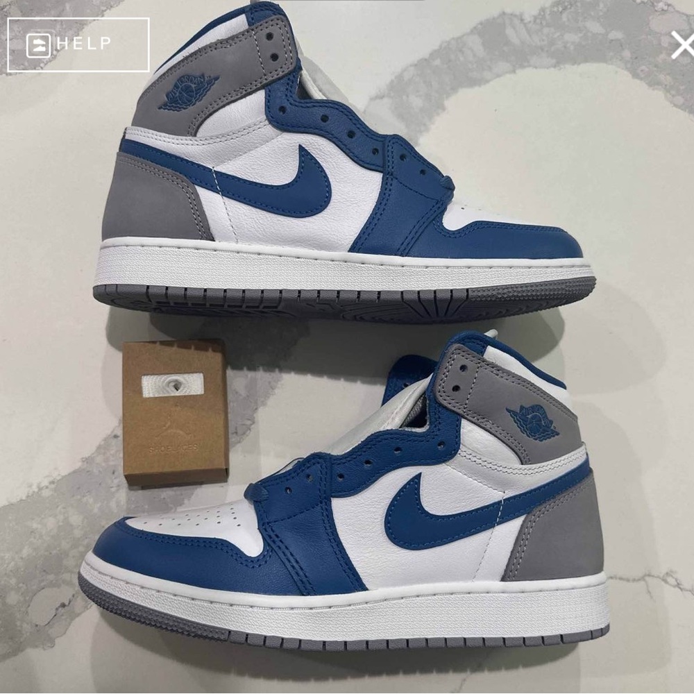 Air Jordan Retro High OG “True Blue” Blue and Gray High-Top Sneakers GS 6.5 (8W)